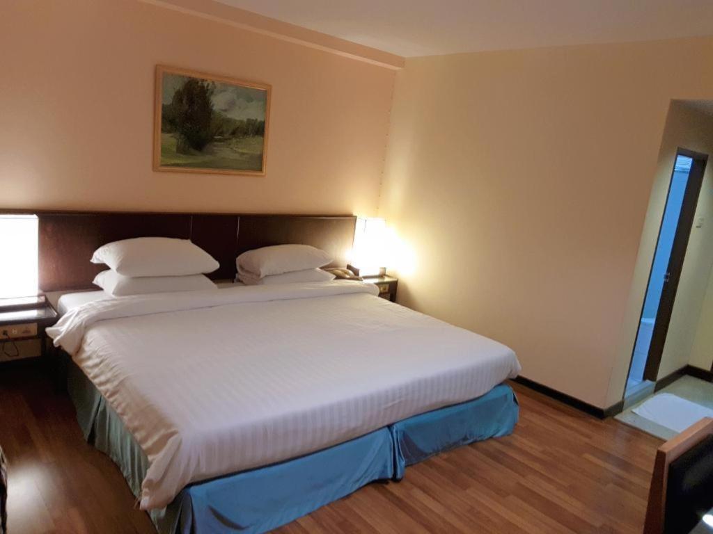 Dusit Hotel Sakon Nakhon Eksteriør bilde