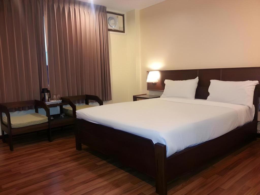 Dusit Hotel Sakon Nakhon Eksteriør bilde